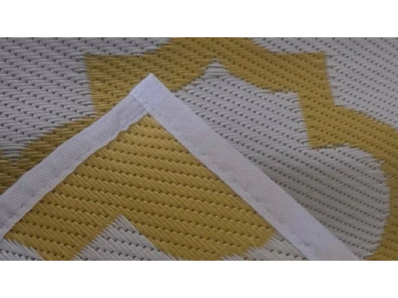 Zweiteilige Rundmatte in Ockerfarbe für Glawnings und Rundzelte, Recyceltes Polypropylen